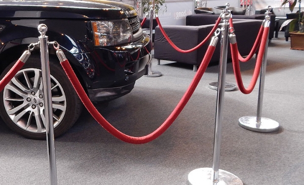 Dress your exhibition stand with accessories hire